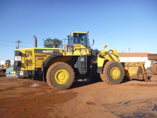 L115 - Komatsu WA600-6