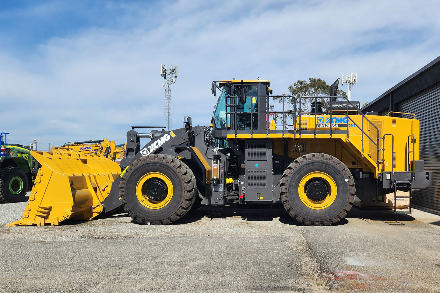 L427 - XCMG LW1200KN